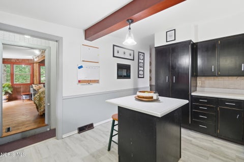 Tiny photo for 325 W Elm Street, Bluffton, OH 45817 (MLS # 10012878)