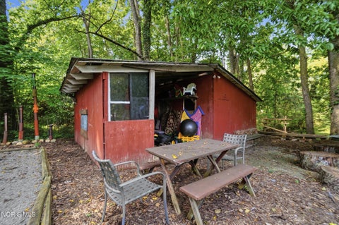 Tiny photo for 325 W Elm Street, Bluffton, OH 45817 (MLS # 10012878)