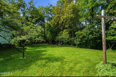 Tiny photo for 325 W Elm Street, Bluffton, OH 45817 (MLS # 10012878)