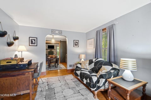 Tiny photo for 325 W Elm Street, Bluffton, OH 45817 (MLS # 10012878)