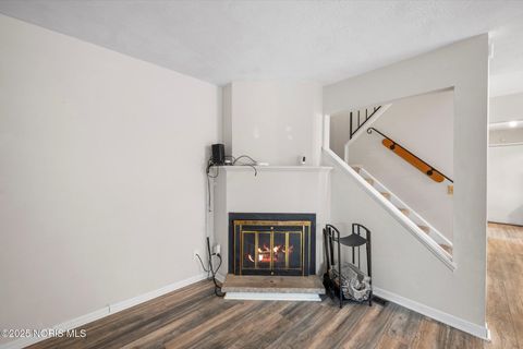 Tiny photo for 5705 Aspen Drive # 3, Toledo, OH 43615 (MLS # 10001975)