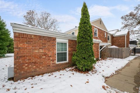 Tiny photo for 5705 Aspen Drive # 3, Toledo, OH 43615 (MLS # 10001975)