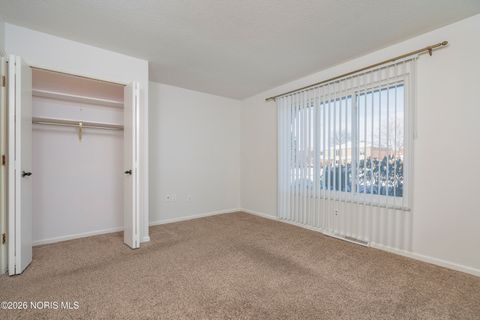 Tiny photo for 5441 Cresthaven Lane #Apt 1, Toledo, OH 43614 (MLS # 10003693)
