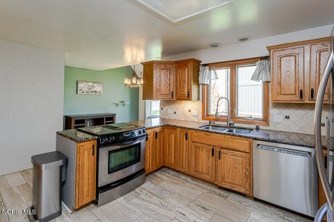 Tiny photo for 5211 Turnberry Lane, Sylvania, OH 43560 (MLS # 10006677)