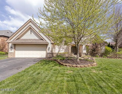 Photo of 5211 Turnberry Lane, Sylvania, OH 43560 (MLS # 10006677)