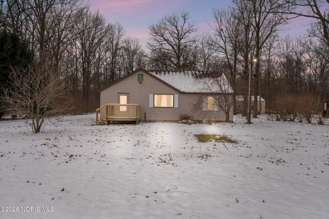 Photo of 3328 Co Rd 62, Woodville, OH 43469 (MLS # 10002797)