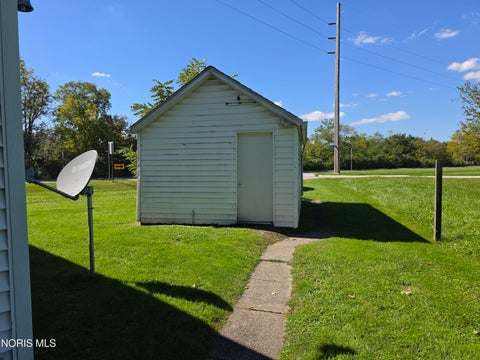Tiny photo for 949 Ansonia Street, Oregon, OH 43616 (MLS # 10014781)