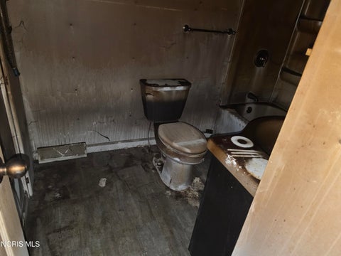 Tiny photo for 949 Ansonia Street, Oregon, OH 43616 (MLS # 10014781)