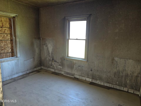 Tiny photo for 949 Ansonia Street, Oregon, OH 43616 (MLS # 10014781)