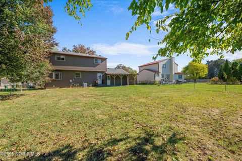 Tiny photo for 1946 Terri Rue, Northwood, OH 43619 (MLS # 10000907)