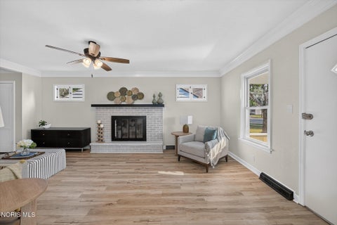 Tiny photo for 5638 Douglas Road, Toledo, OH 43613 (MLS # 10013084)