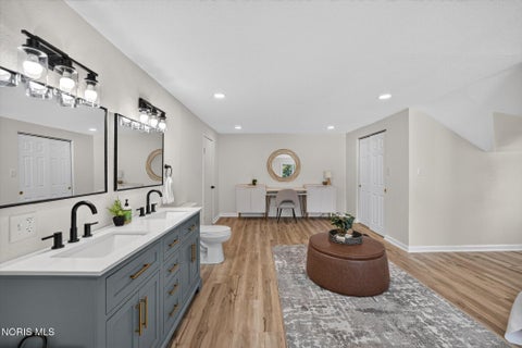 Tiny photo for 5638 Douglas Road, Toledo, OH 43613 (MLS # 10013084)