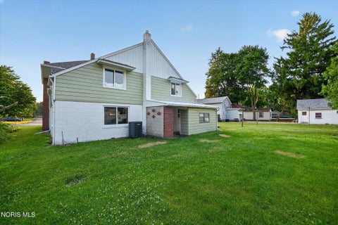 Tiny photo for 5638 Douglas Road, Toledo, OH 43613 (MLS # 10013084)