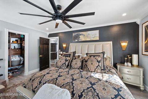 Tiny photo for 2410 Drummond Road, Toledo, OH 43606 (MLS # 10004054)