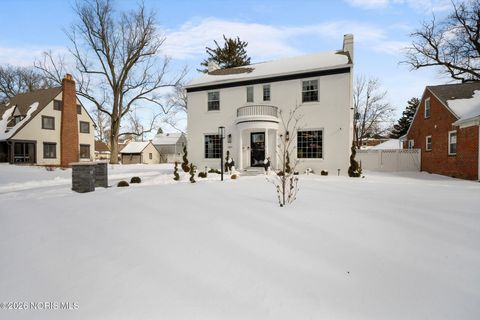 Tiny photo for 2410 Drummond Road, Toledo, OH 43606 (MLS # 10004054)