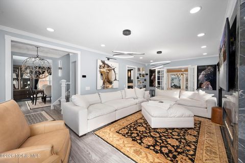 Tiny photo for 2410 Drummond Road, Toledo, OH 43606 (MLS # 10004054)