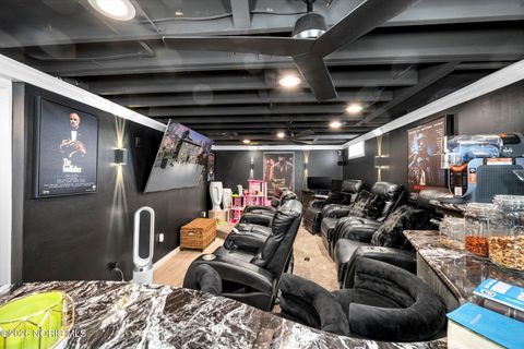 Tiny photo for 2410 Drummond Road, Toledo, OH 43606 (MLS # 10004054)