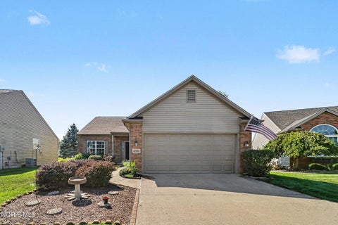 Photo of 4838 Skipper Court, Maumee, OH 43537 (MLS # 10012634)