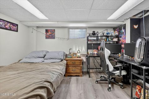 Tiny photo for 135 Amherst Drive, Toledo, OH 43614 (MLS # 10005768)