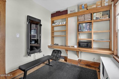 Tiny photo for 135 Amherst Drive, Toledo, OH 43614 (MLS # 10005768)