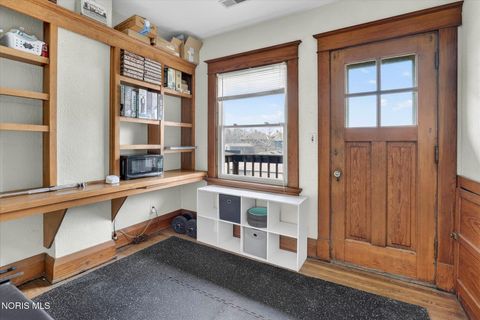 Tiny photo for 135 Amherst Drive, Toledo, OH 43614 (MLS # 10005768)