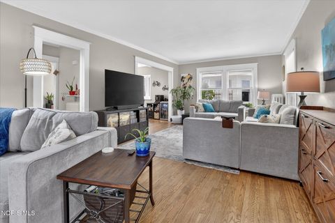 Tiny photo for 135 Amherst Drive, Toledo, OH 43614 (MLS # 10005768)