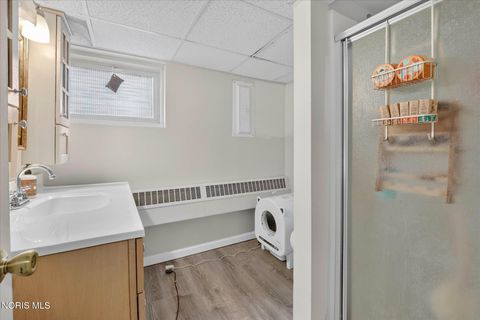 Tiny photo for 135 Amherst Drive, Toledo, OH 43614 (MLS # 10005768)