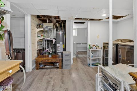 Tiny photo for 135 Amherst Drive, Toledo, OH 43614 (MLS # 10005768)