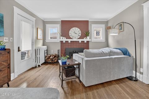 Tiny photo for 135 Amherst Drive, Toledo, OH 43614 (MLS # 10005768)