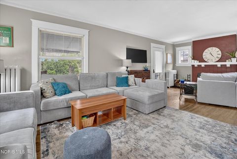 Tiny photo for 135 Amherst Drive, Toledo, OH 43614 (MLS # 10005768)