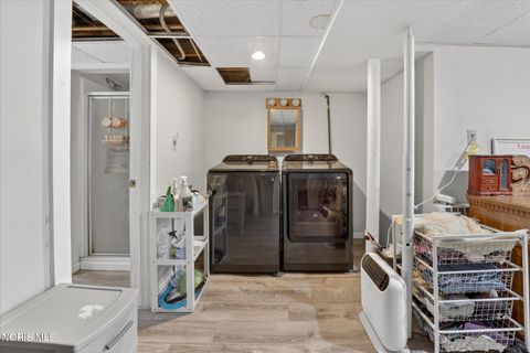 Tiny photo for 135 Amherst Drive, Toledo, OH 43614 (MLS # 10005768)