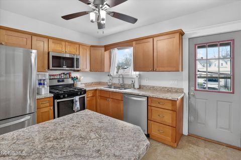 Tiny photo for 135 Amherst Drive, Toledo, OH 43614 (MLS # 10005768)