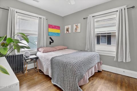 Tiny photo for 135 Amherst Drive, Toledo, OH 43614 (MLS # 10005768)