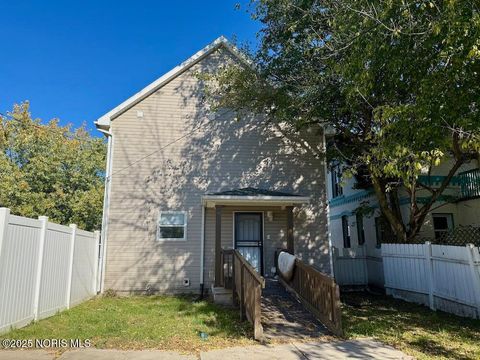Tiny photo for 310 Whittemore Street, Toledo, OH 43605 (MLS # 10000390)