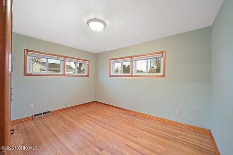 Tiny photo for 608 West Street, Carey, OH 43316 (MLS # 10001604)