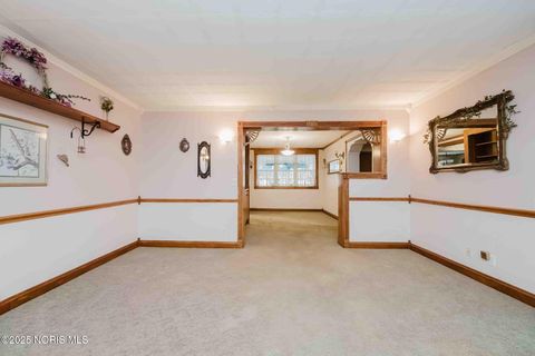 Tiny photo for 712 W Tiffin Street, Fostoria, OH 44830 (MLS # 10002371)