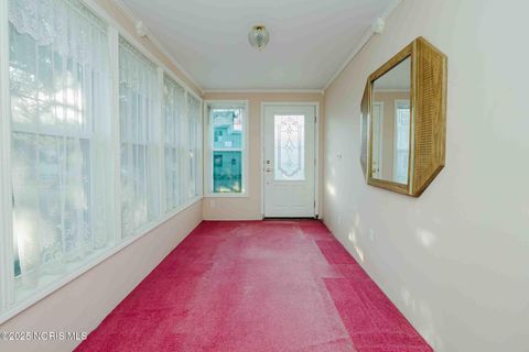 Tiny photo for 712 W Tiffin Street, Fostoria, OH 44830 (MLS # 10002371)