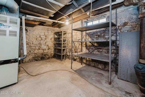 Tiny photo for 712 W Tiffin Street, Fostoria, OH 44830 (MLS # 10002371)