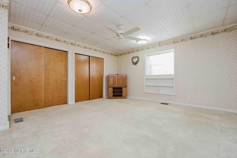Tiny photo for 712 W Tiffin Street, Fostoria, OH 44830 (MLS # 10002371)