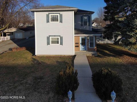 Tiny photo for 712 W Tiffin Street, Fostoria, OH 44830 (MLS # 10002371)