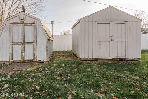 Tiny photo for 712 W Tiffin Street, Fostoria, OH 44830 (MLS # 10002371)