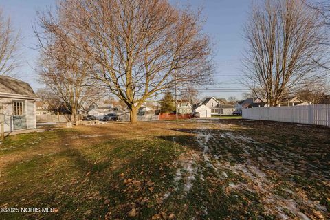 Tiny photo for 712 W Tiffin Street, Fostoria, OH 44830 (MLS # 10002371)