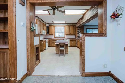 Tiny photo for 712 W Tiffin Street, Fostoria, OH 44830 (MLS # 10002371)