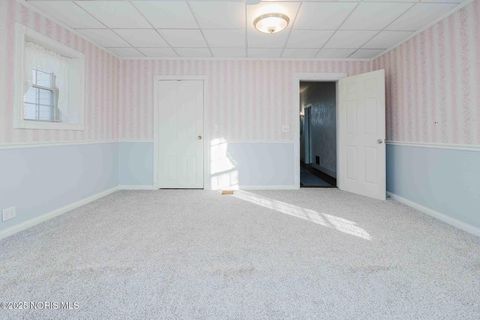 Tiny photo for 712 W Tiffin Street, Fostoria, OH 44830 (MLS # 10002371)