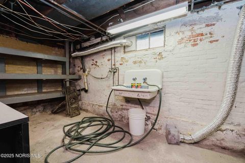 Tiny photo for 712 W Tiffin Street, Fostoria, OH 44830 (MLS # 10002371)