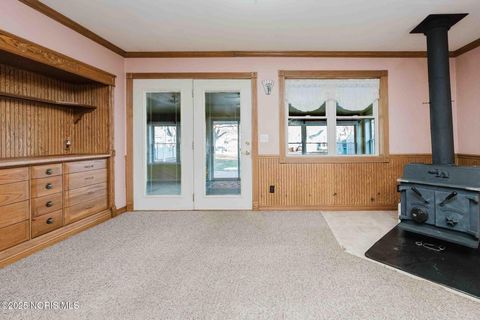 Tiny photo for 712 W Tiffin Street, Fostoria, OH 44830 (MLS # 10002371)