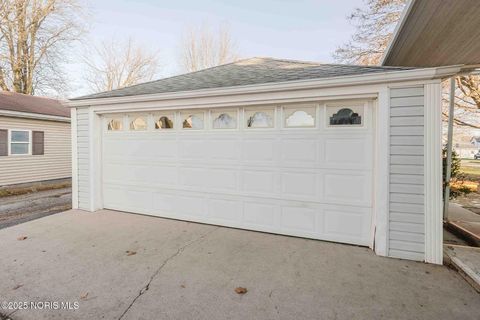 Tiny photo for 712 W Tiffin Street, Fostoria, OH 44830 (MLS # 10002371)