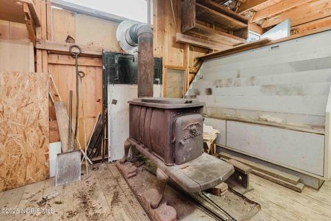 Tiny photo for 712 W Tiffin Street, Fostoria, OH 44830 (MLS # 10002371)