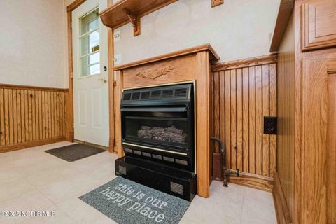 Tiny photo for 712 W Tiffin Street, Fostoria, OH 44830 (MLS # 10002371)