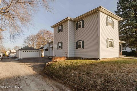 Tiny photo for 712 W Tiffin Street, Fostoria, OH 44830 (MLS # 10002371)